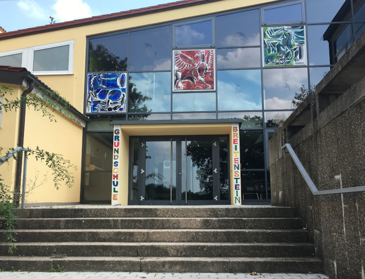 Eingang Turnhalle / Grundschule Breitenstein